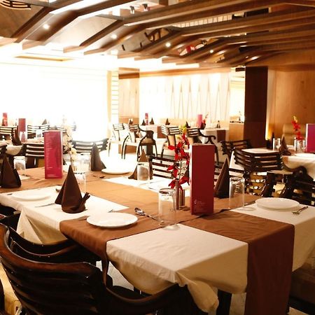 Hotel Shelter Gwalior Exterior photo