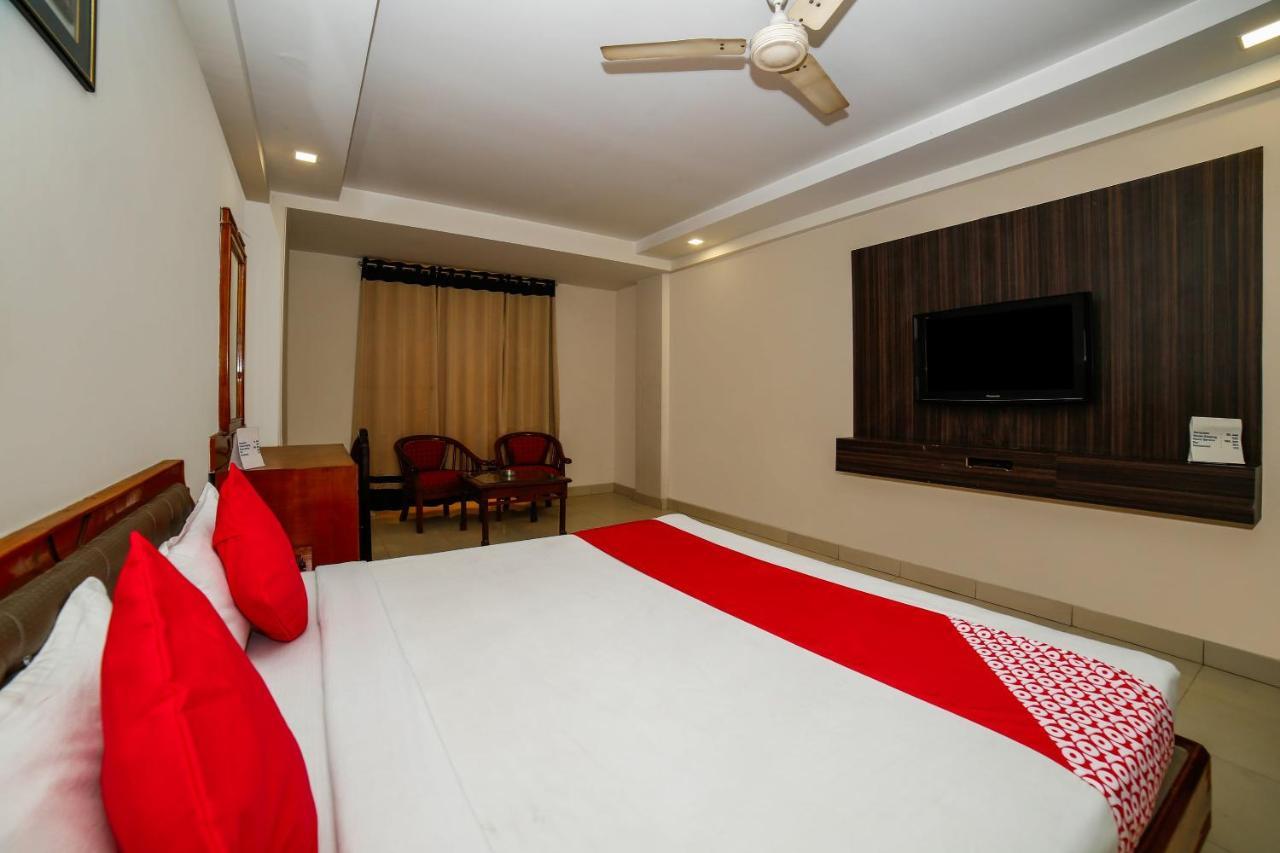 Hotel Shelter Gwalior Exterior photo