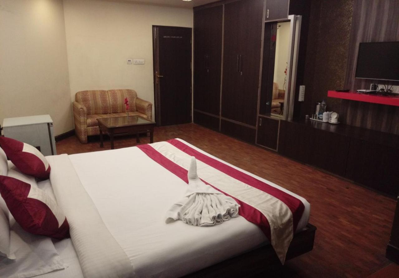 Hotel Shelter Gwalior Exterior photo