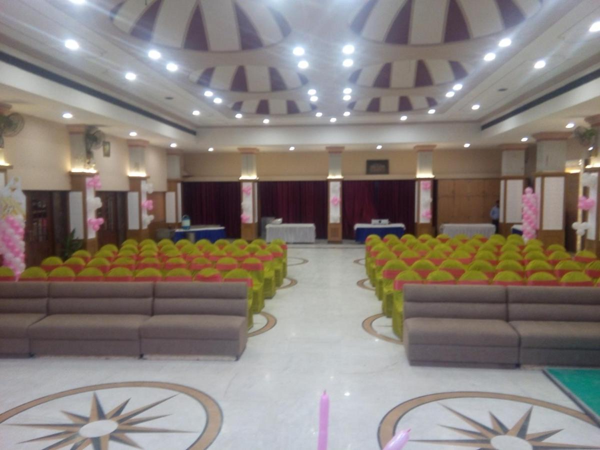 Hotel Shelter Gwalior Exterior photo