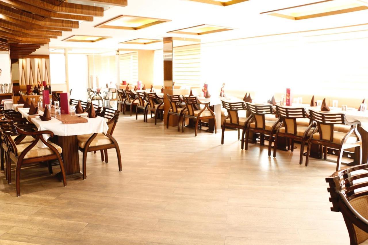 Hotel Shelter Gwalior Exterior photo