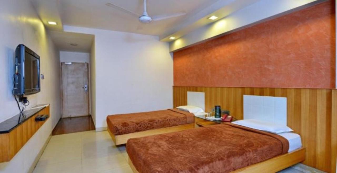 Hotel Shelter Gwalior Exterior photo