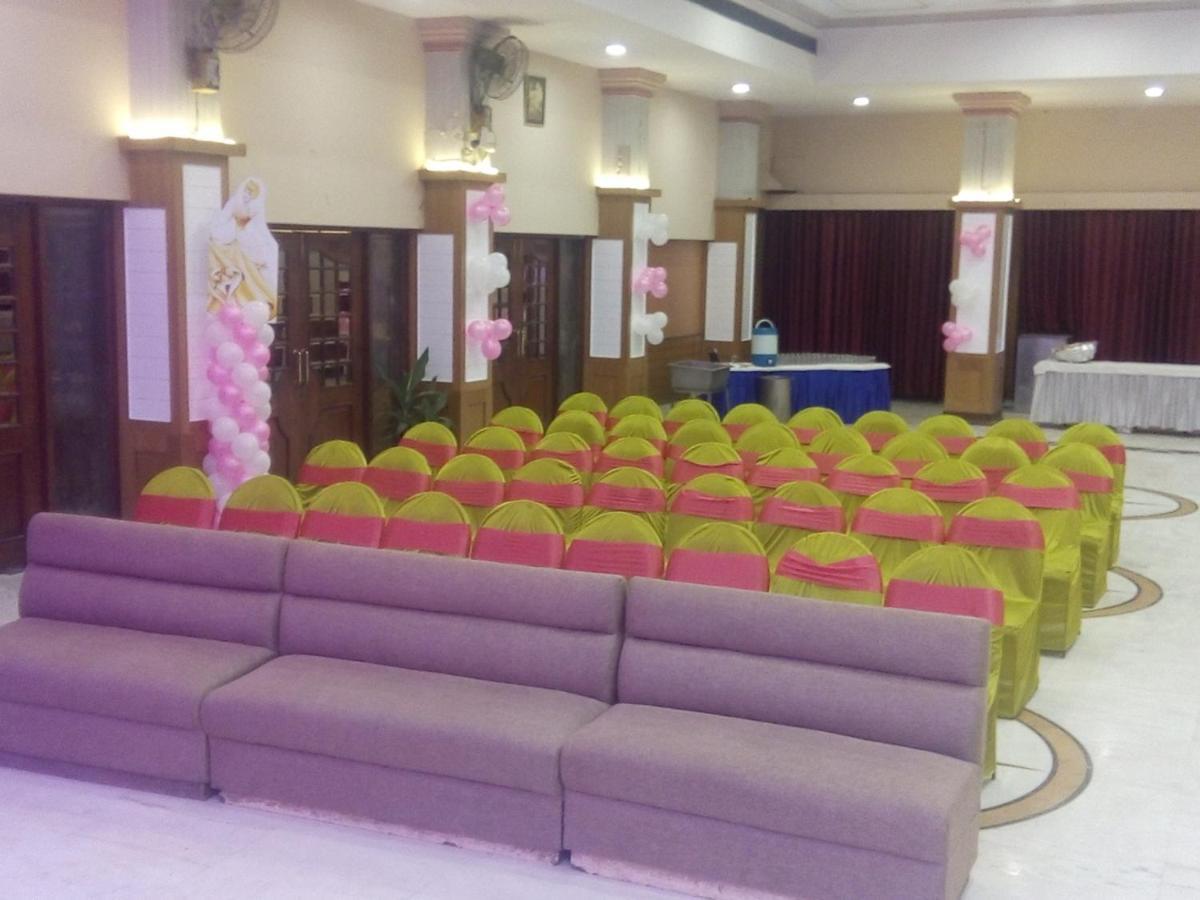 Hotel Shelter Gwalior Exterior photo